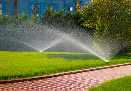 Four Common Problems With Landscaping Irrigation Systems